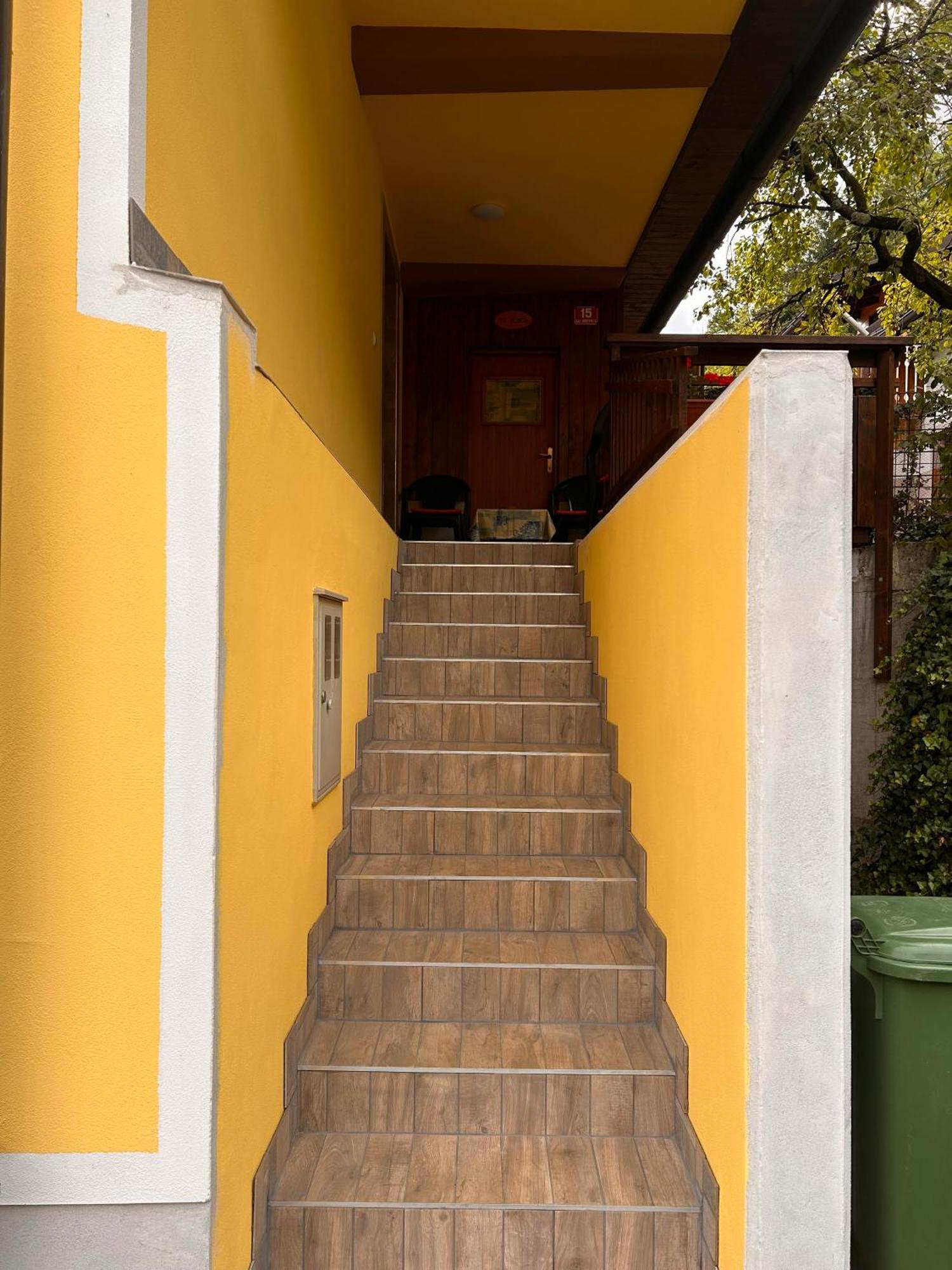Apartma Brin Bovec Luaran gambar